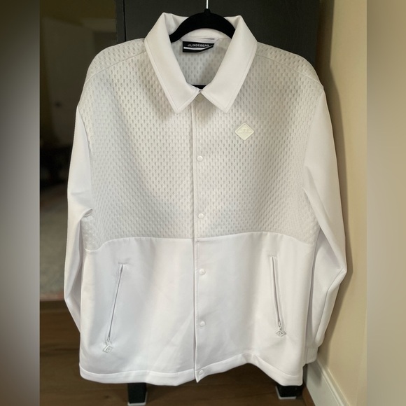 J. Lindeberg Nevaeh Coach Jacket in White - Women’s Size Medium - Picture 3 of 9